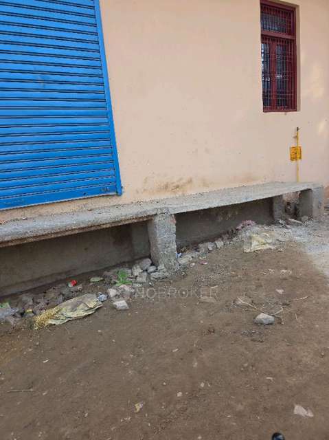 Shop in Lal Kuan, Ghaziabad for Rent 