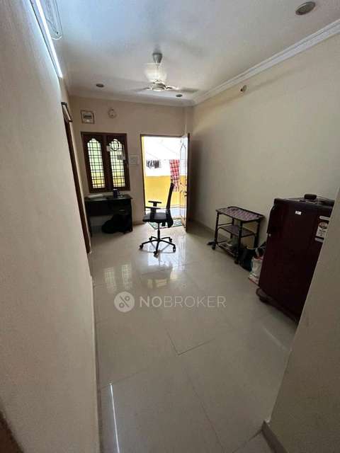 Single Room for Male In 2 BHK  In 112136, Near Hotel Samskruthi, Anjaiah Nagar, Gachibowli, Hyderabad, Telangana 500084, India