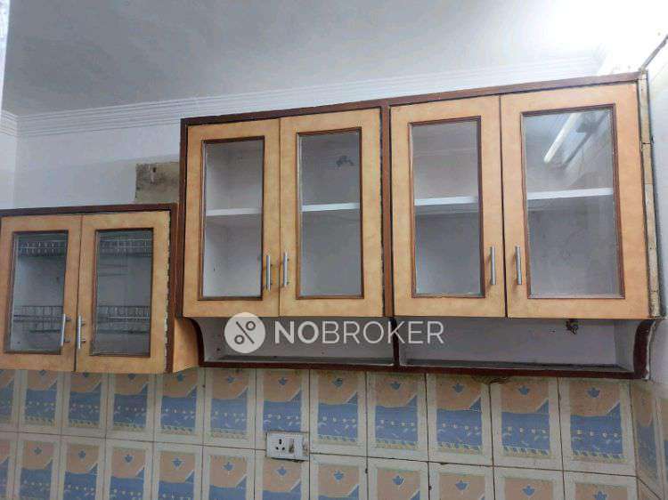 2 BHK Flat In Standalone Building  For Sale  In Kalkaji
