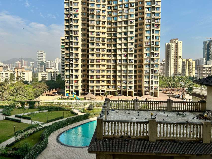 Single Room for Male In 3 BHK  In Mahaveer Universe Steller In Bhandup West