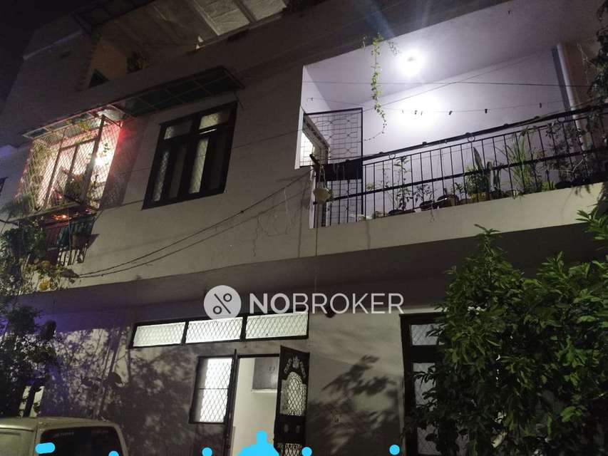 2 BHK Flat For Sale  In Mahipalpur