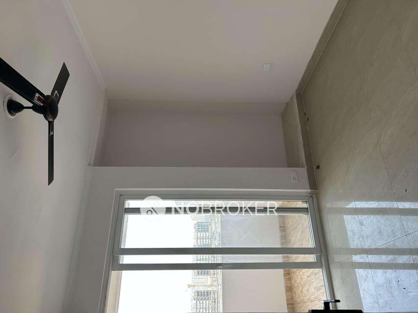 2 BHK Flat In Amrapali Verona Heights For Sale  In Techzone 4