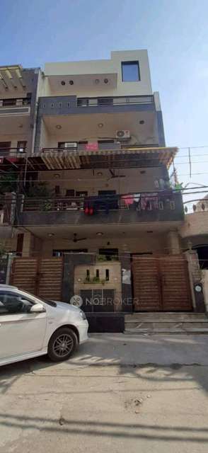 2 BHK Flat In Paschim Vihar for Rent  In Indraprastha World School