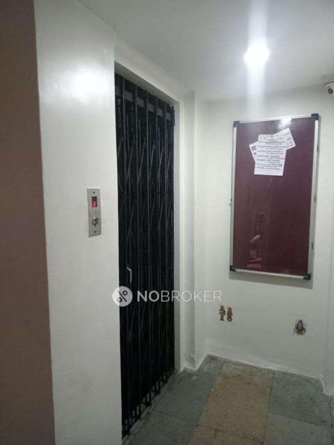 1 BHK Flat In Khinvasara K C Tower For Sale  In Narayan Peth