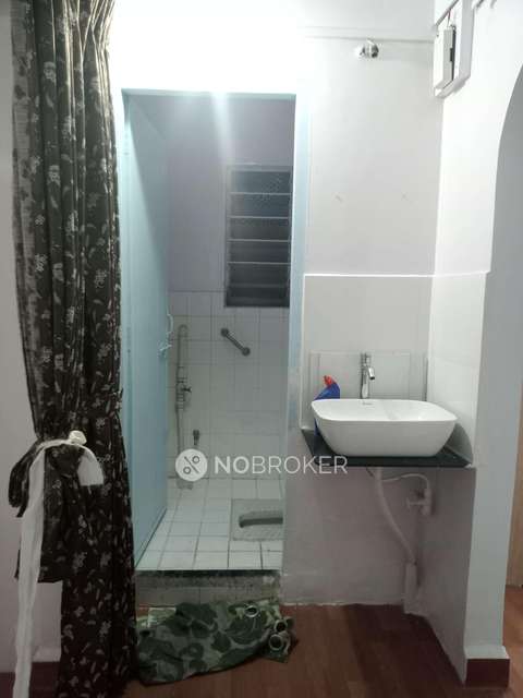 1 BHK Flat In Khinvasara K C Tower For Sale  In Narayan Peth