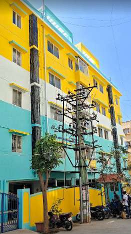 1 RK Flat In Ngr Layout for Rent In Golden Lake View Apartment