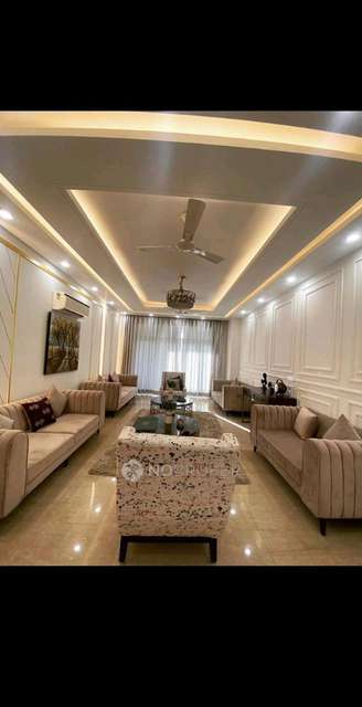 4 BHK Flat In Parx Laureate For Sale  In Sector 108