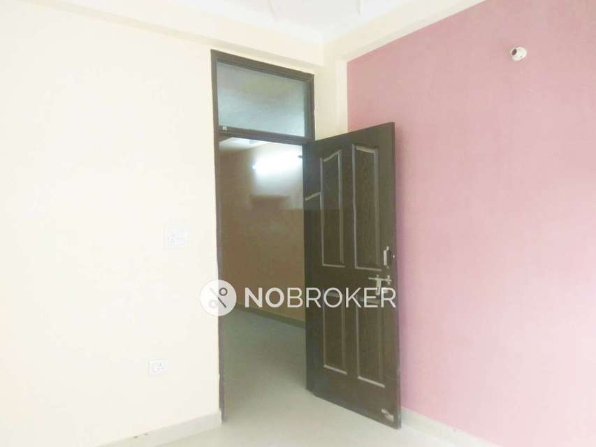 1 BHK Flat For Sale  In Sector 73