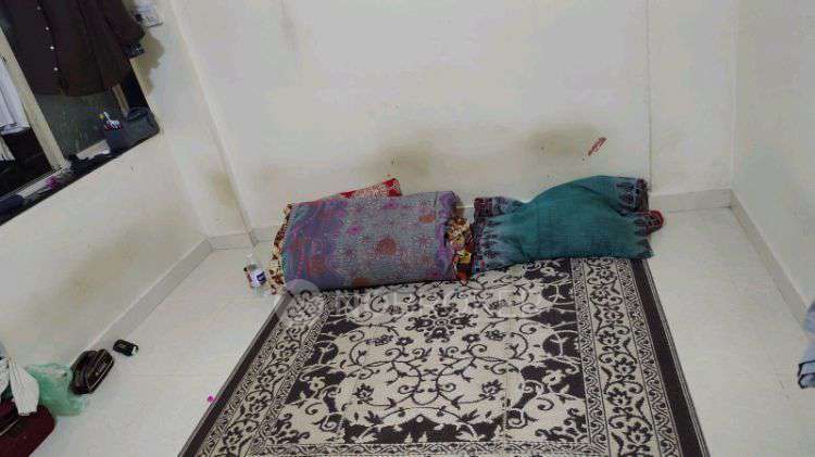 Shared Room for Male In 2 BHK  In Vikas Mani Apartment  In 942, Lonar Ln, Kapad Ganj, Raviwar Peth, Pune, Maharashtra 411002, India