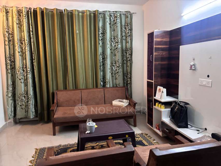 Single Room for Female In 3 BHK  In Sikka Karmic Greens In Sector 78