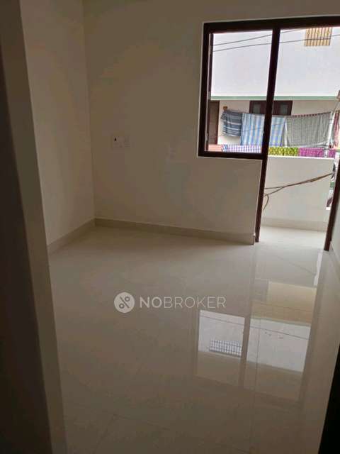 2 BHK House for Rent  In 14, Porchiezian St, K K Nagar, Ram Nagar, Nanganallur, Chennai, Tamil Nadu 600061, India