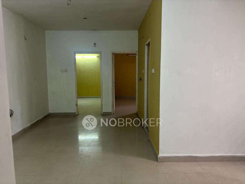 2 BHK Flat In Bhagya Lakshmi Enclave For Sale  In Nanmangalam