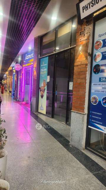 Shop in Street 76, Sector 76 Rd, Noida for Rent 