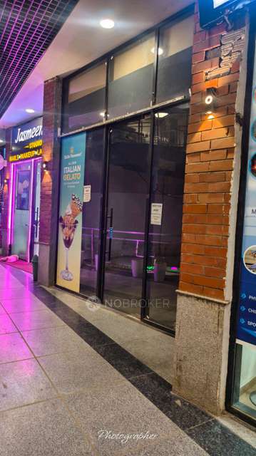 Shop in Street 76, Sector 76 Rd, Noida for Rent 