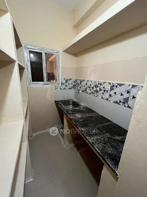 1 RK Flat In Standalone for Rent  In Old Hafeezpet
