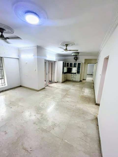 3 BHK Flat In The Central Park South for Rent  In Sholinganallur