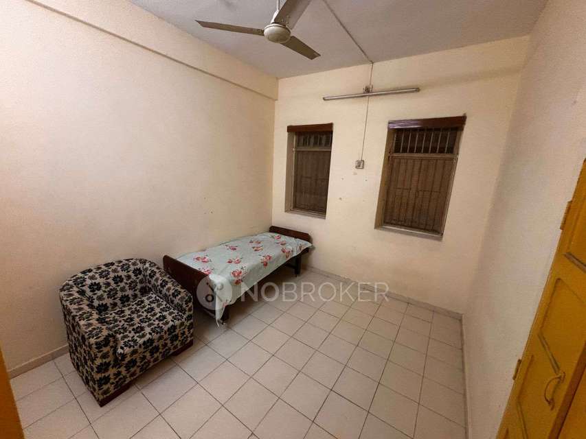 Single Room for Female In 2 BHK  In Nirgudkar House In Shivajinagar