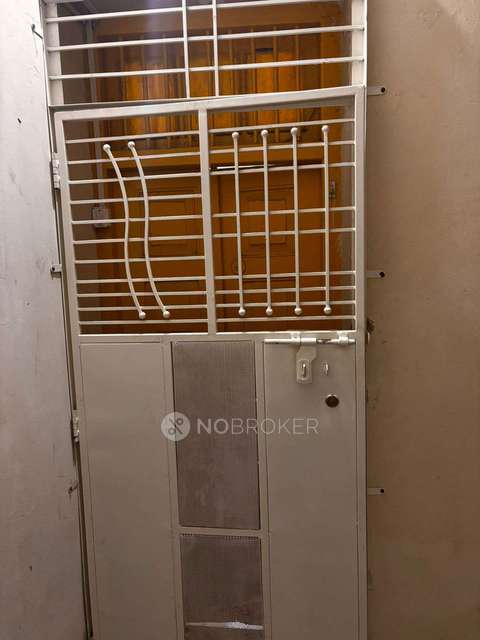 Single Room for Female In 2 BHK  In Nirgudkar House In Shivajinagar