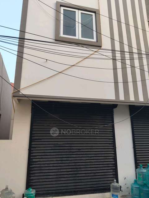 Shop in 2577+jj4, Kavyagardens, Sriram Gardens, Indira Nagar, Manapakkam, Chennai, Tamil Nadu 600125, India, Chennai for Rent 