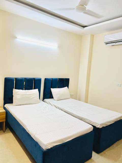 PG for Girls in Acasa Stays