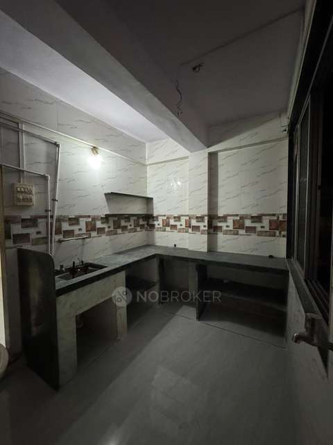 1 BHK Flat In Hamida Manzil For Sale  In Thane West