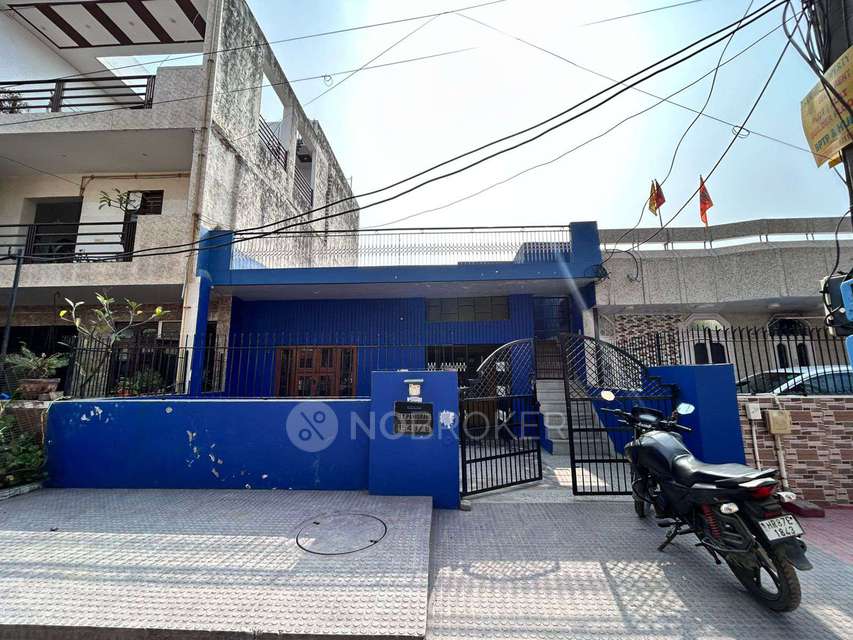 2 BHK House for Rent  In Sector 8