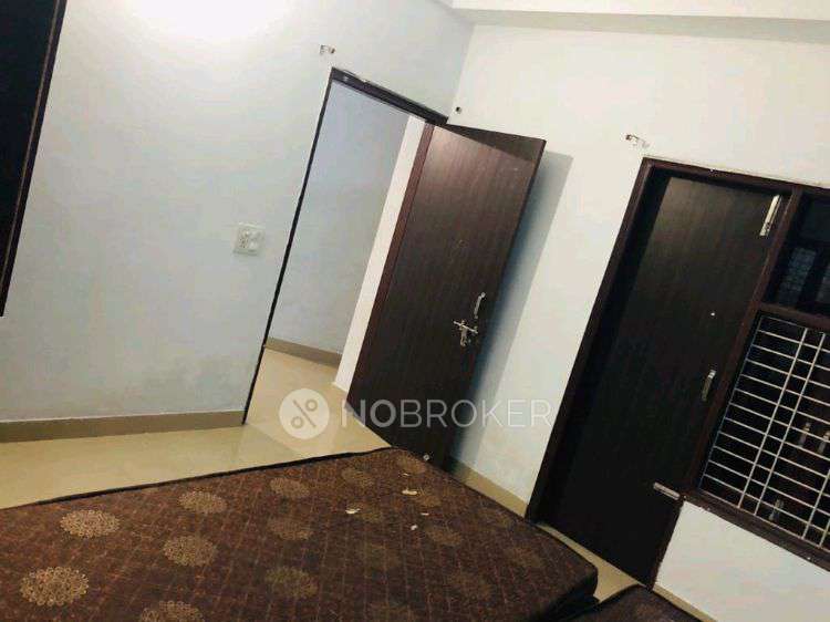 1 BHK Flat In Tinku Yadav Apartment for Rent  In Tinku Yadav Apartments