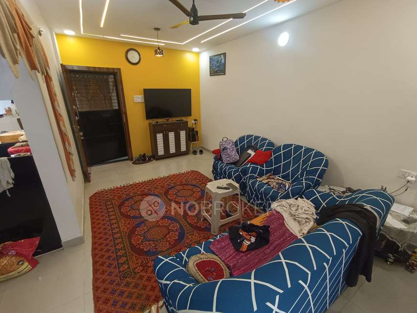 2 BHK Flat In Madhuban Society, Vishrantwadi For Sale  In Vishrantwadi