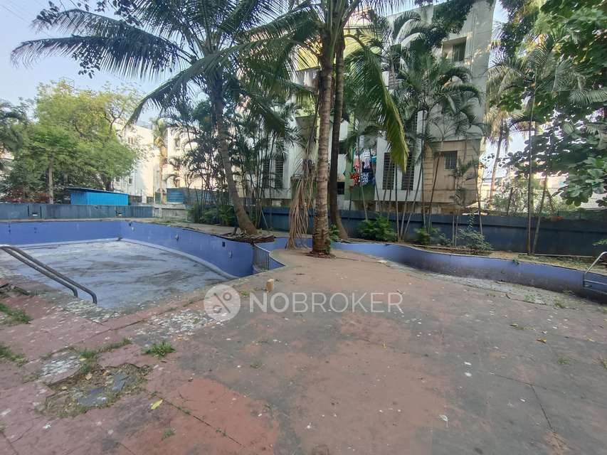 2 BHK Flat In Madhuban Society, Vishrantwadi For Sale  In Vishrantwadi