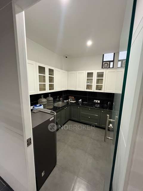 Office Space in Moti Nagar, Delhi for Rent 