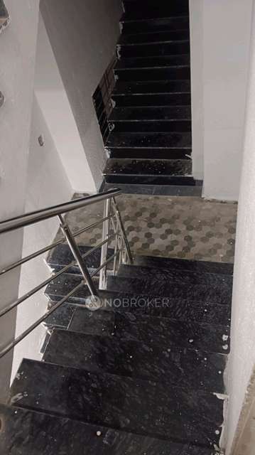 1 RK Flat In Shlok Niwas Narhe for Rent  In Mokarwadi