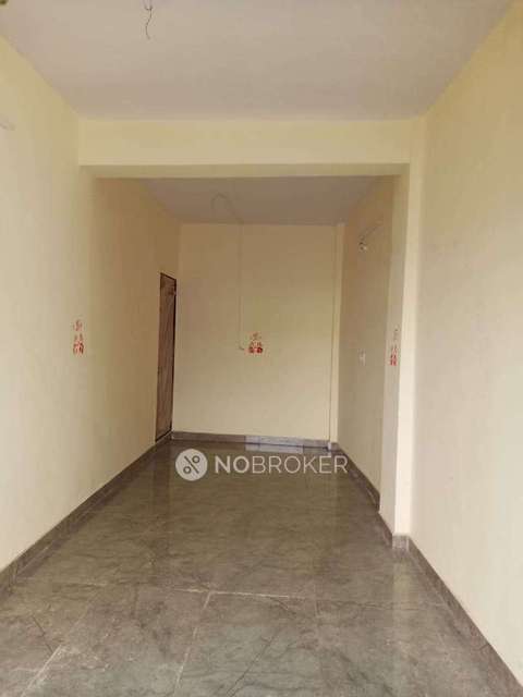 Shop in  Hadapsar, Pune for sale 