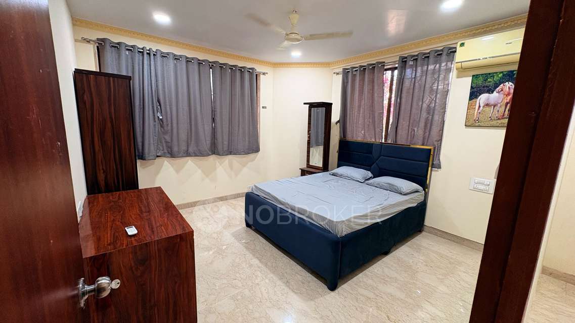 2 BHK Flat In Churchgate Mansion for Rent  In Churchgate