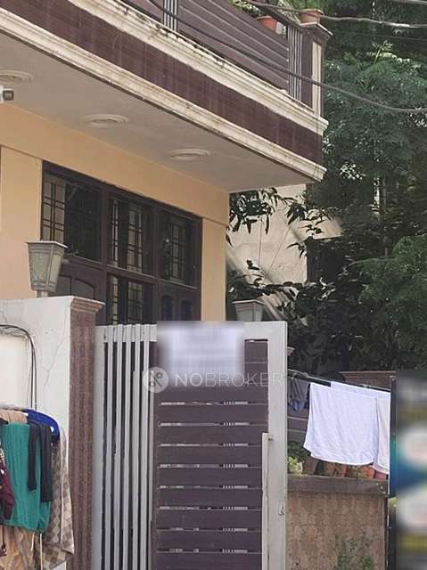1 BHK House for Rent  In Sector 45