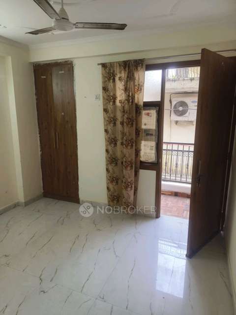 1 BHK Flat In Suman Chowk,chattarpur  for Rent  In Suman Chowk, D 5b, Block D, Chhatarpur, Delhi, New Delhi, Delhi 110074, India