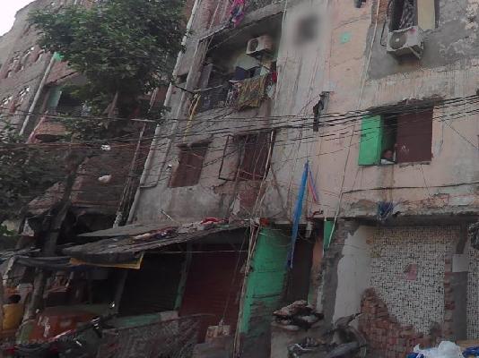 Industrial Building in Karol Bagh, Delhi for sale 