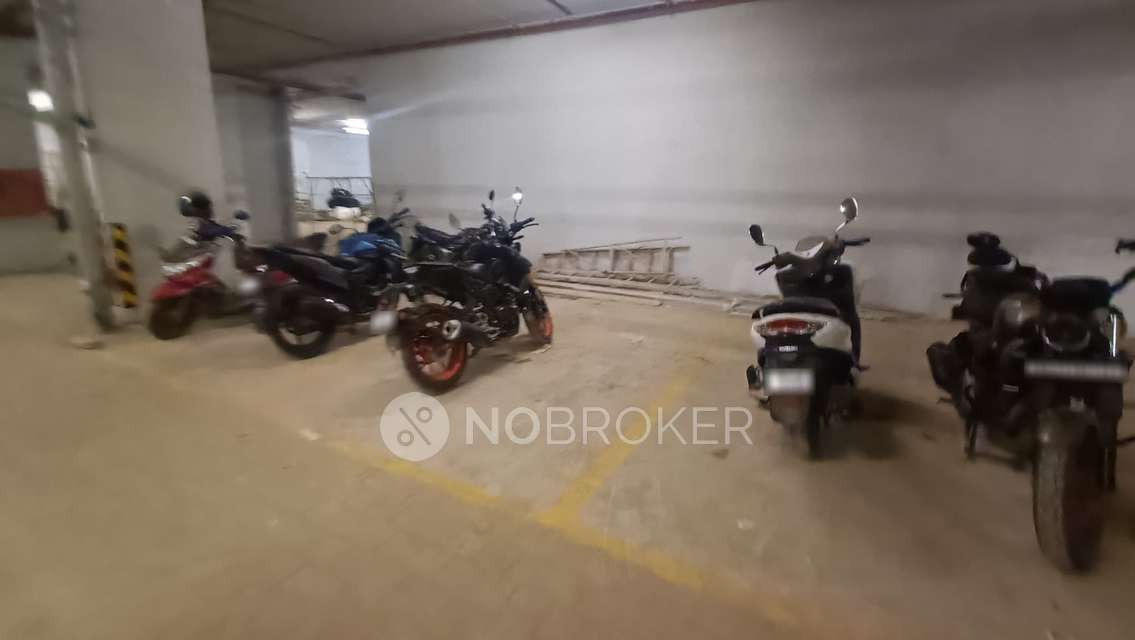 2 BHK Flat In Kalpataru Elitus For Sale  In Mulund West