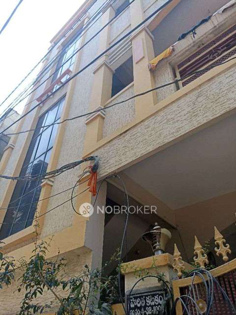 2 BHK Flat for Rent  In Serilingampalle (m)