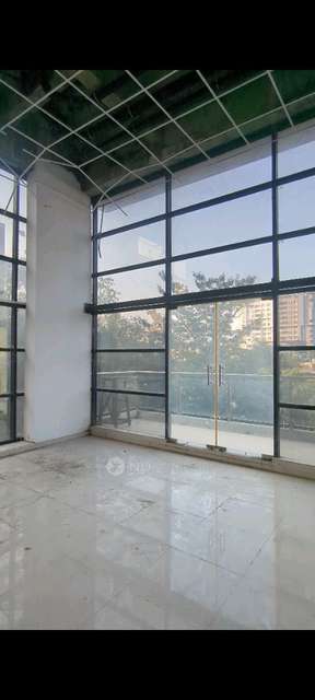 Commercial Property in Saarrthi Success Square, Pune for Rent 