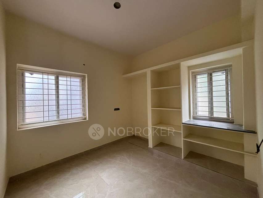 2 BHK Flat In Ganapathi Aravilu  For Sale  In Gajularamaram