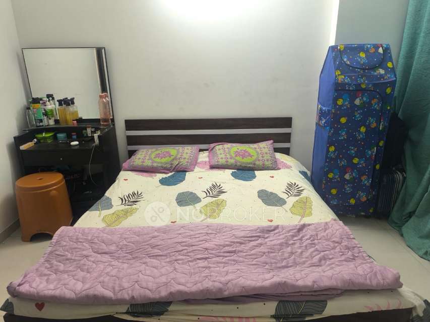 Shared Room for Female In 2 BHK  In Zen Estate In Zen Estate