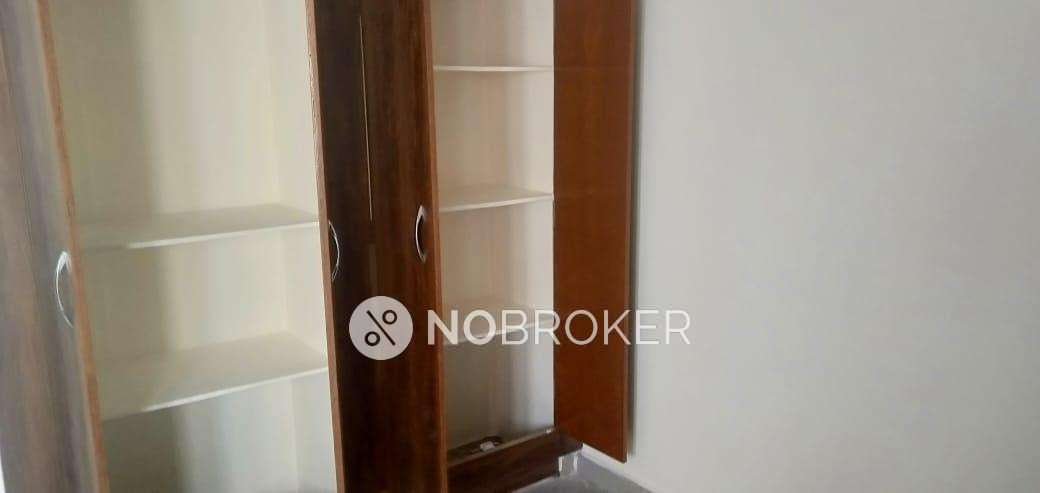 2 BHK Flat In Gayatri Heights For Sale  In Gayatri Heights