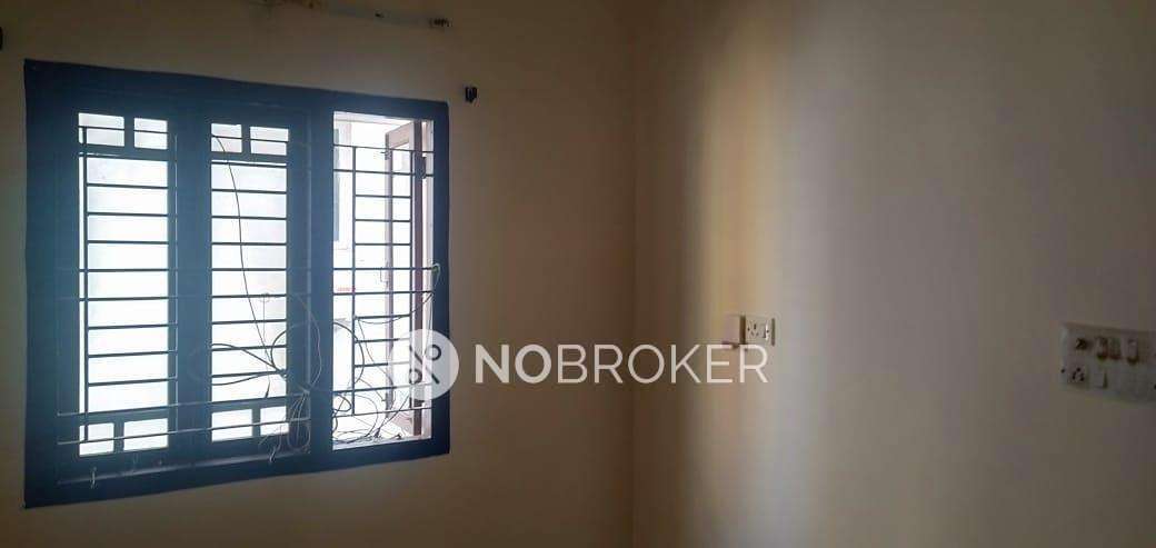2 BHK Flat In Gayatri Heights For Sale  In Gayatri Heights