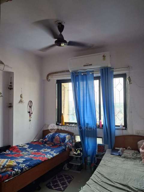 Shared Room for Female In 2 BHK  In Mantri Park In Goregaon
