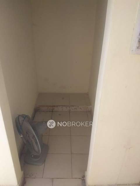 2 BHK Flat In Preethi Sravya Paradise, For Sale  In Saroornagar