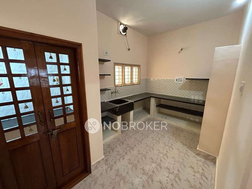 1 BHK House for Rent  In 8th Block Jayanagara