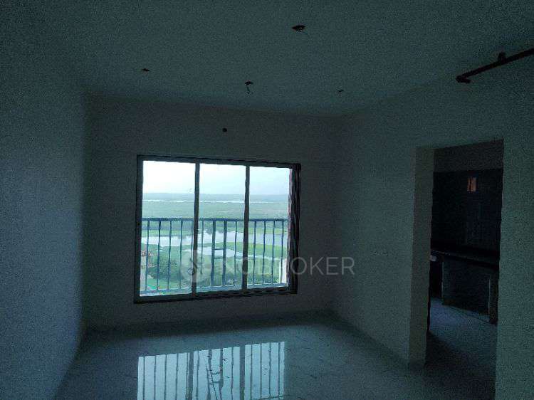 1 BHK Flat In Dgs Sheetal Usha And Nisha for Lease  In Malad West