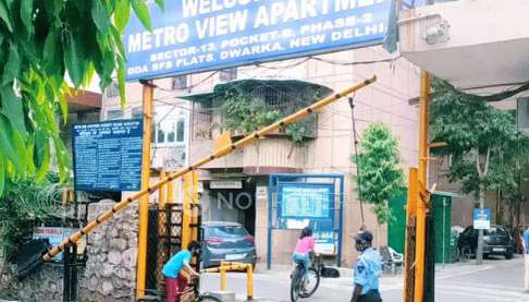 3 BHK Flat In Metro View Apartment, Sector-14 for Rent  In Dwarka