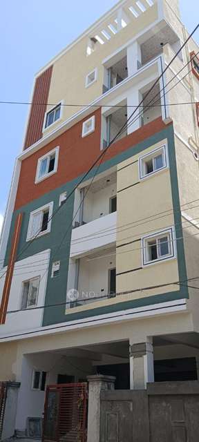 Shared Room for Female In 2 BHK  In Mig-422 In Kukatpally