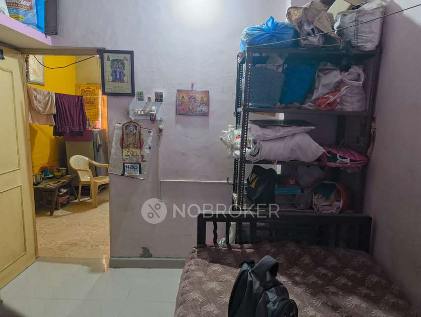 1 BHK Flat In Aishwaryam Apartments For Sale  In Annanur Railyway Station
